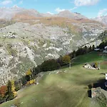 La Pesse - Ad Un Passo Dalle Stelle * Nus
